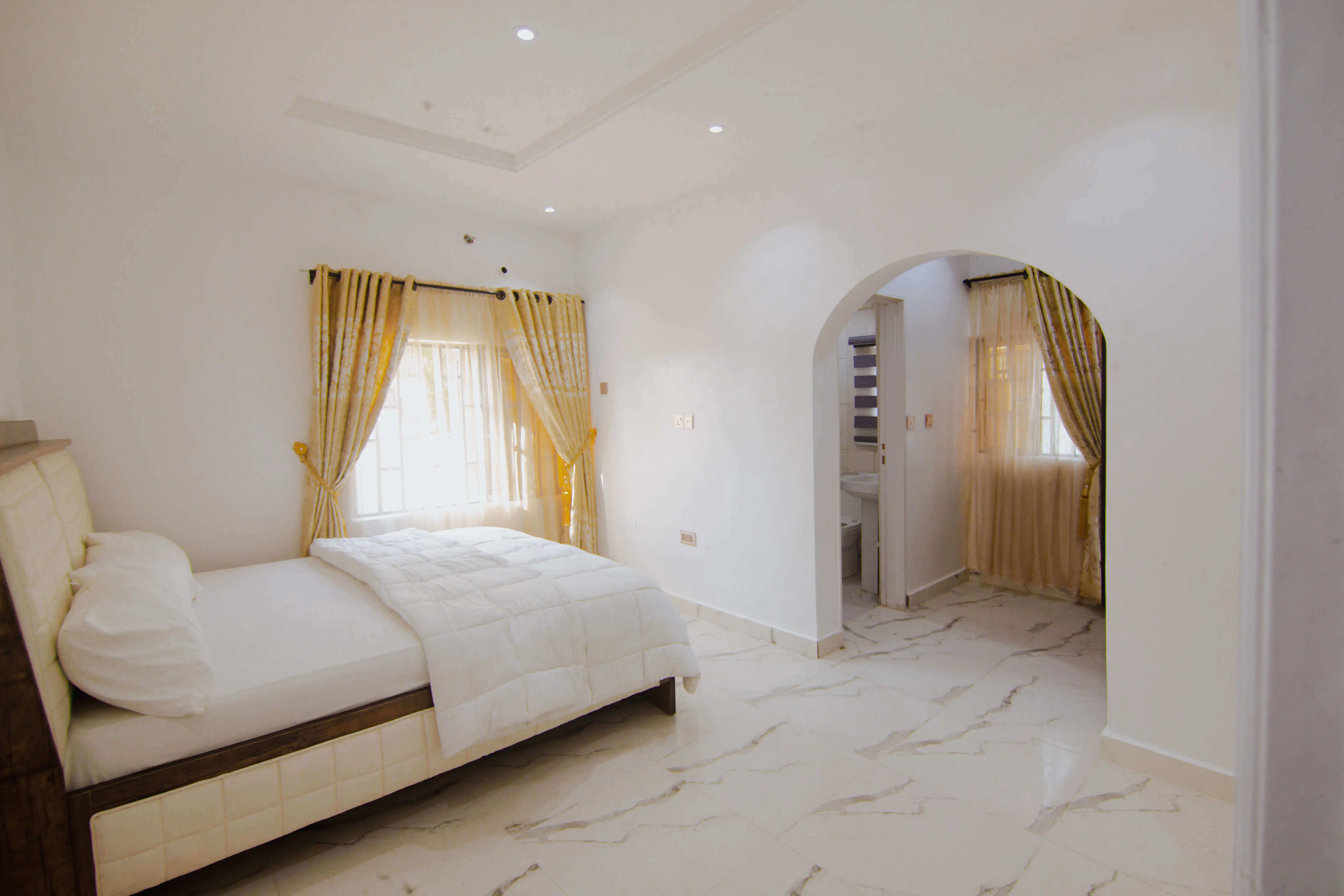 CNT Luxury Apartments